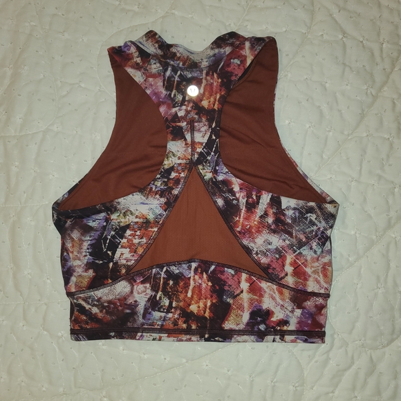 lululemon athletica Multicolor Abstract Crop Top - Picture 2 of 6